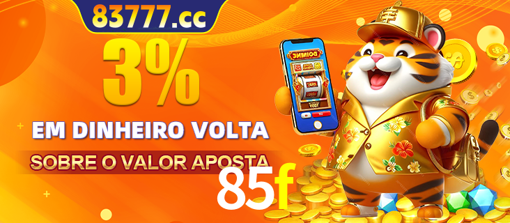 Promoção para baixar e instalar o aplicativo do cassino 85f. O banner oferece uma recompensa de R1aR1aR8, com a imagem de uma cobra sobre moedas de ouro.